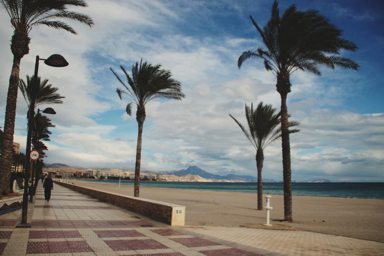 2º Linea De Playa, Barcelona Leilighet La Venteta Eksteriør bilde